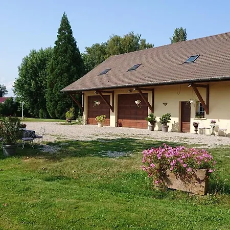 Holiday home Du Clos Paisible *